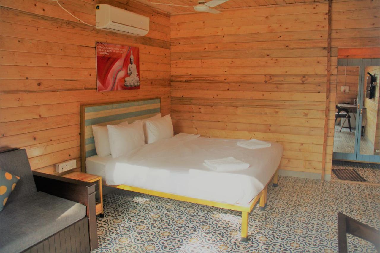 Lotus Sutra Hotel Арамбол Екстериор снимка