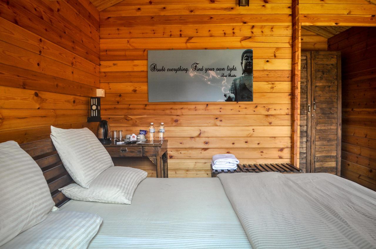 Lotus Sutra Hotel Арамбол Екстериор снимка